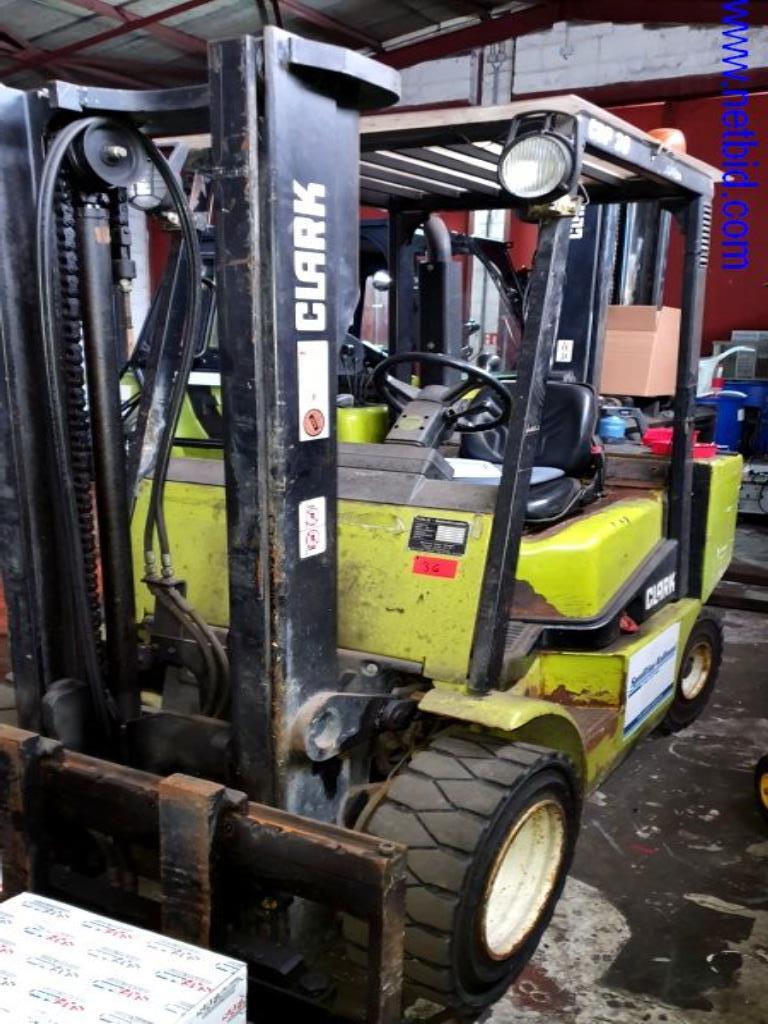 Naczepa, ciągnik siodłowy, wózek widłowy, nadwozie wymienne-2