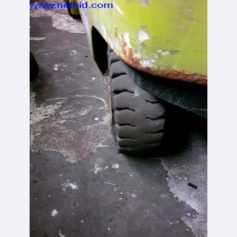Semirremolques, cabezas tractoras, carretillas elevadoras, cajas móviles-8