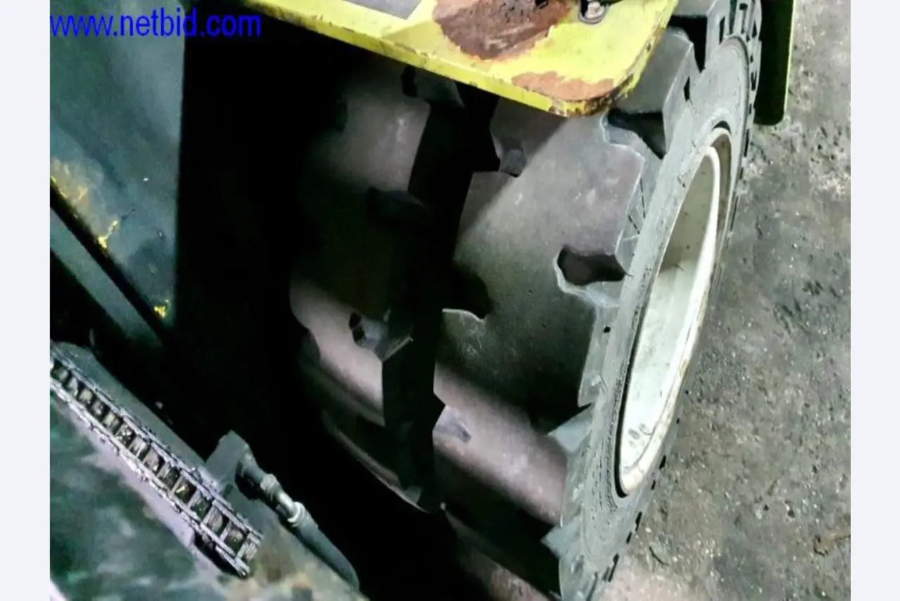 Semirremolques, cabezas tractoras, carretillas elevadoras, cajas móviles-11