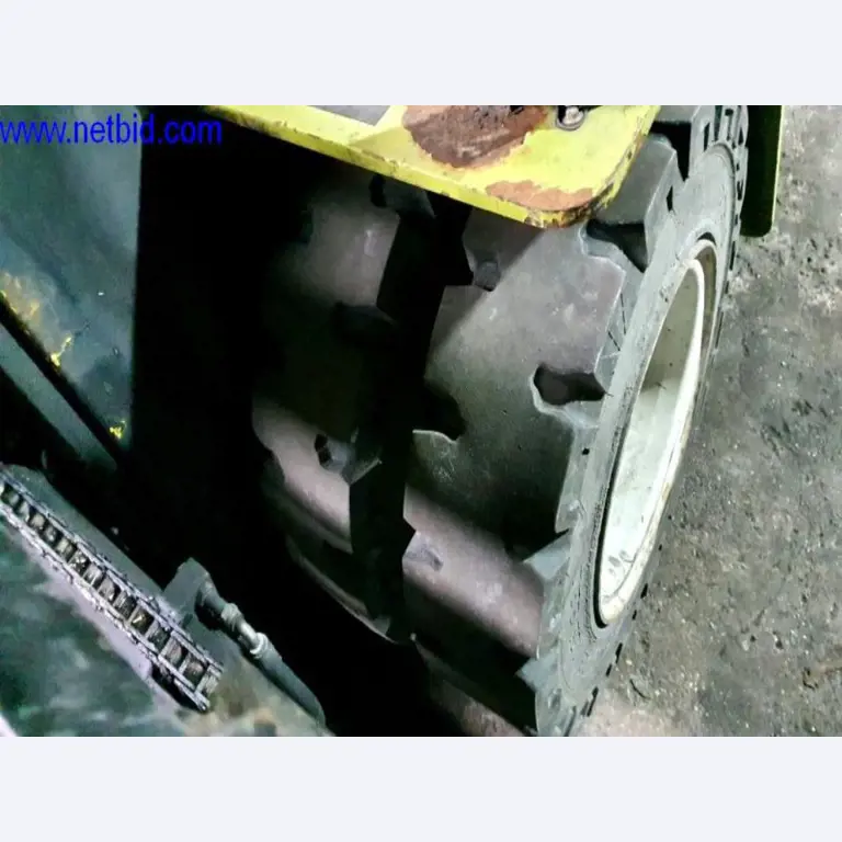 Semirremolques, cabezas tractoras, carretillas elevadoras, cajas móviles-11