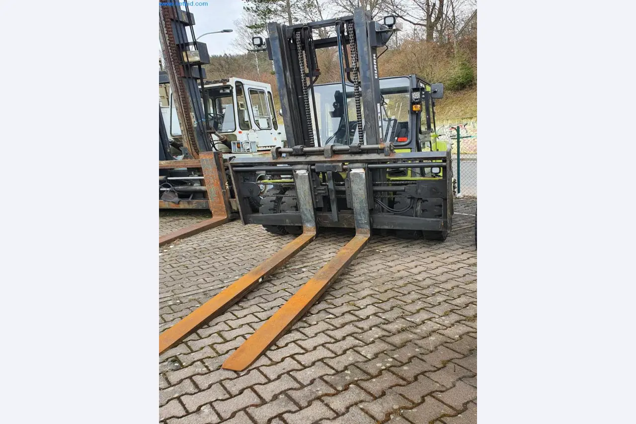 Semirremolques, cabezas tractoras, carretillas elevadoras, cajas móviles-24