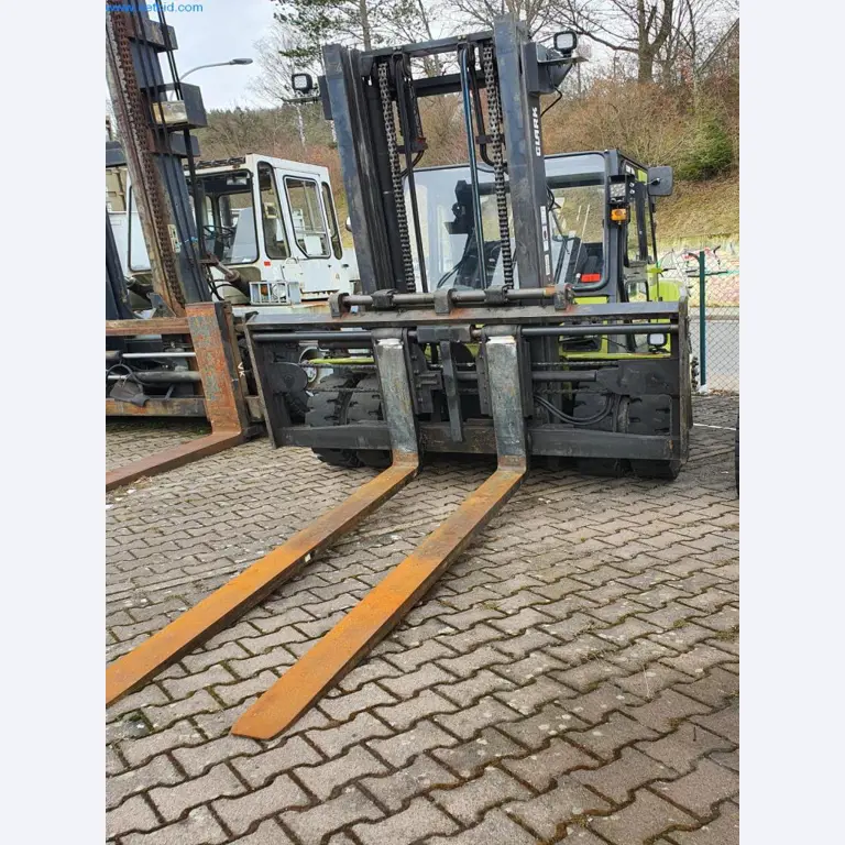 Semirremolques, cabezas tractoras, carretillas elevadoras, cajas móviles-24