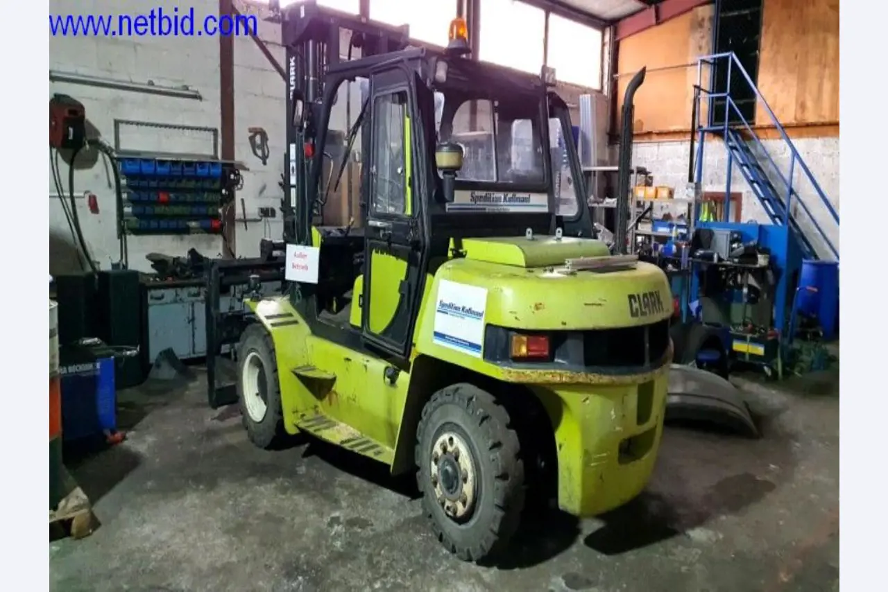 Semirremolques, cabezas tractoras, carretillas elevadoras, cajas móviles-2