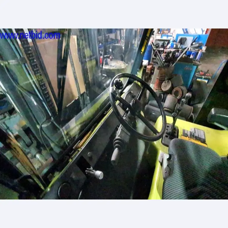 Semirremolques, cabezas tractoras, carretillas elevadoras, cajas móviles-3