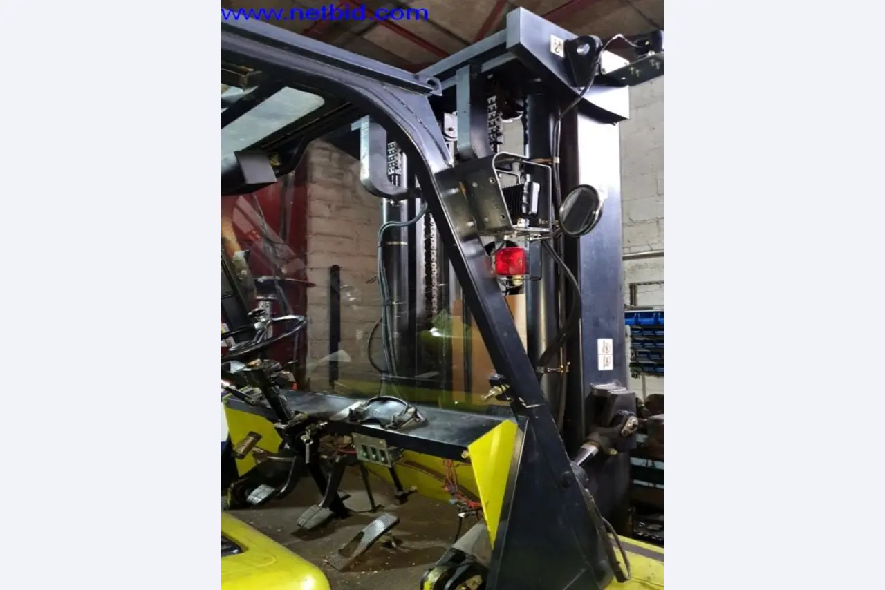 Semirremolques, cabezas tractoras, carretillas elevadoras, cajas móviles-7