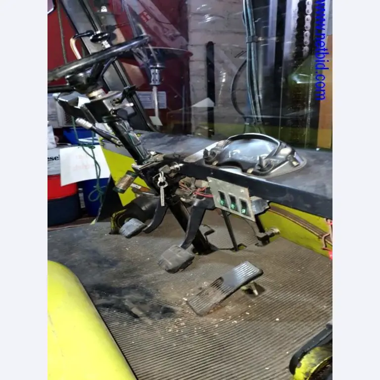 Semirremolques, cabezas tractoras, carretillas elevadoras, cajas móviles-8