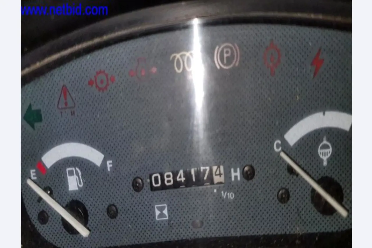 Semirremolques, cabezas tractoras, carretillas elevadoras, cajas móviles-9