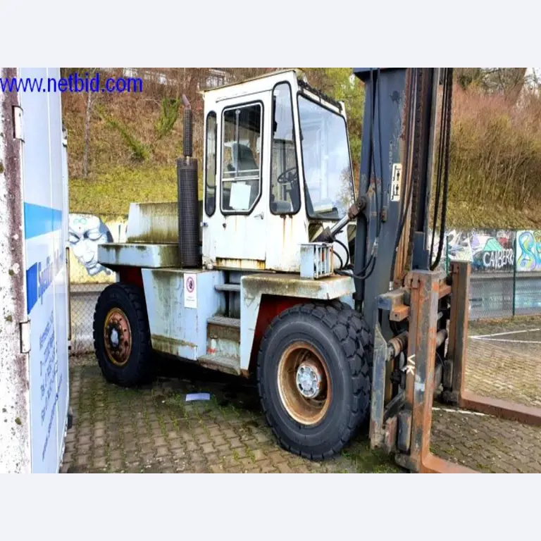 Semi-trailers, tractor units, forklifts, swap bodies-15