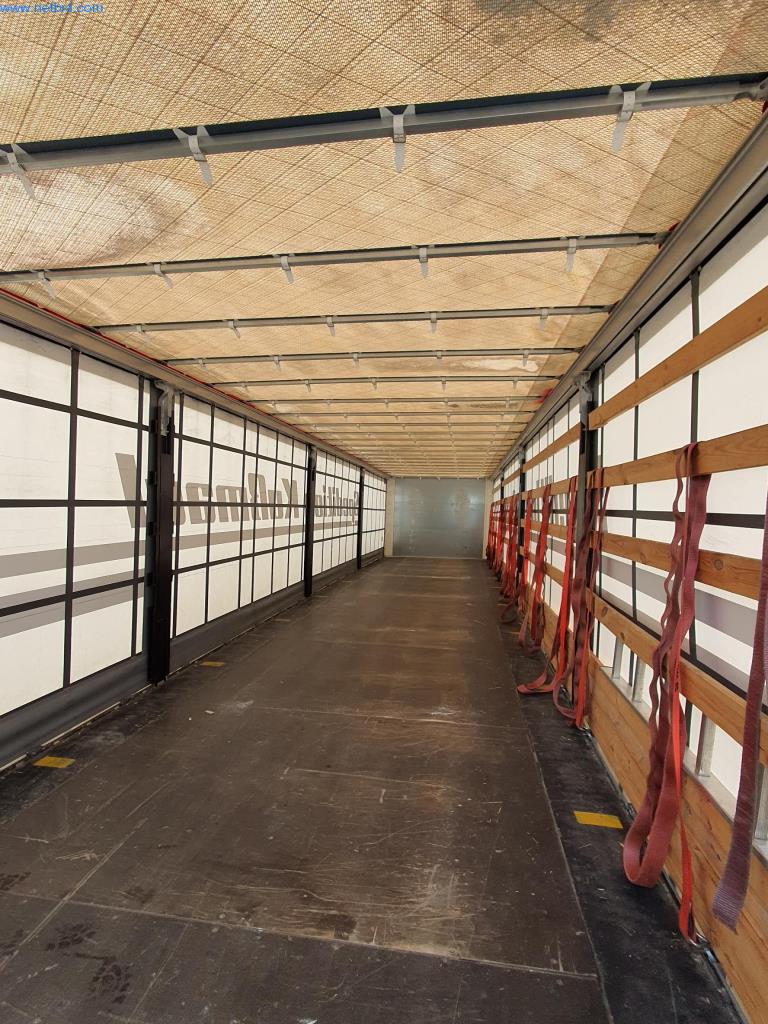 Naczepa, ciągnik siodłowy, wózek widłowy, nadwozie wymienne-12