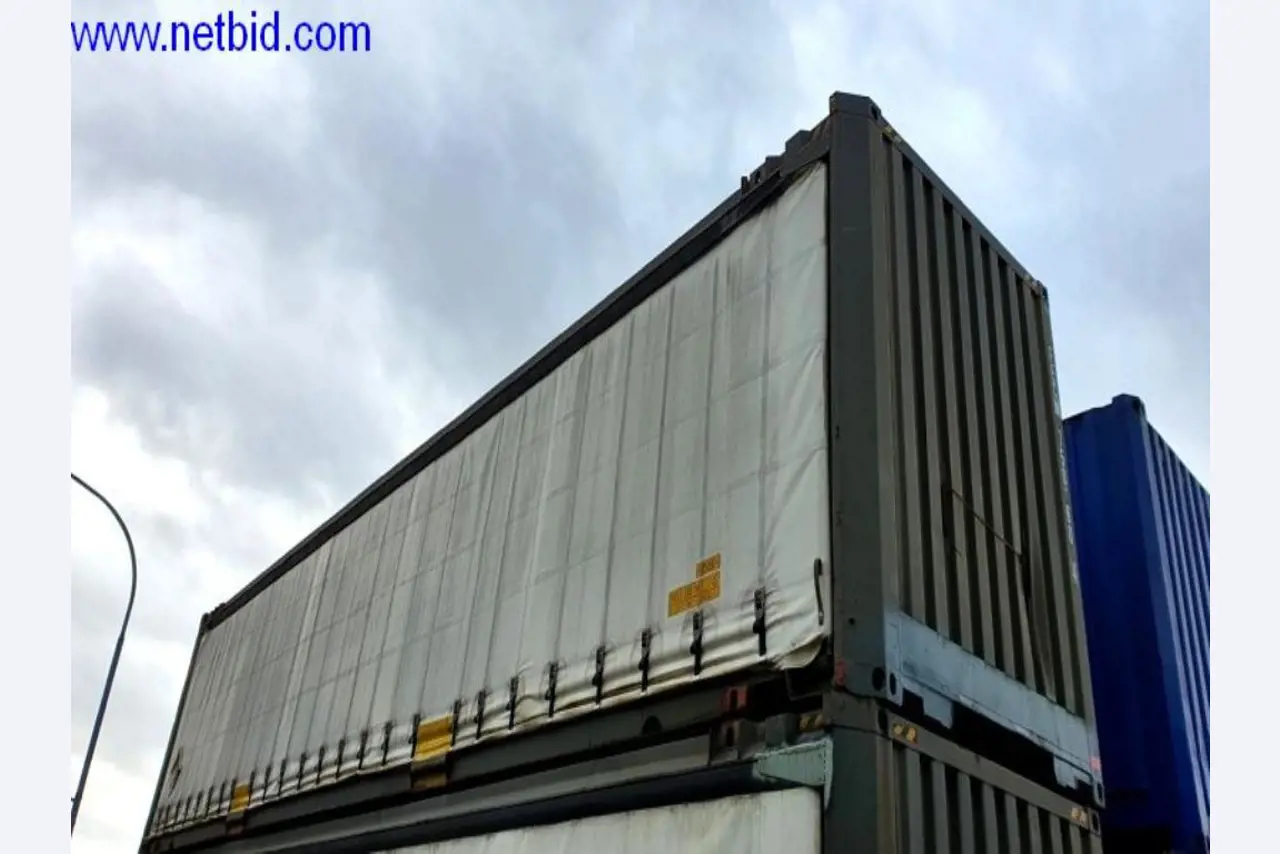 Semi-trailers, tractor units, forklifts, swap bodies-1
