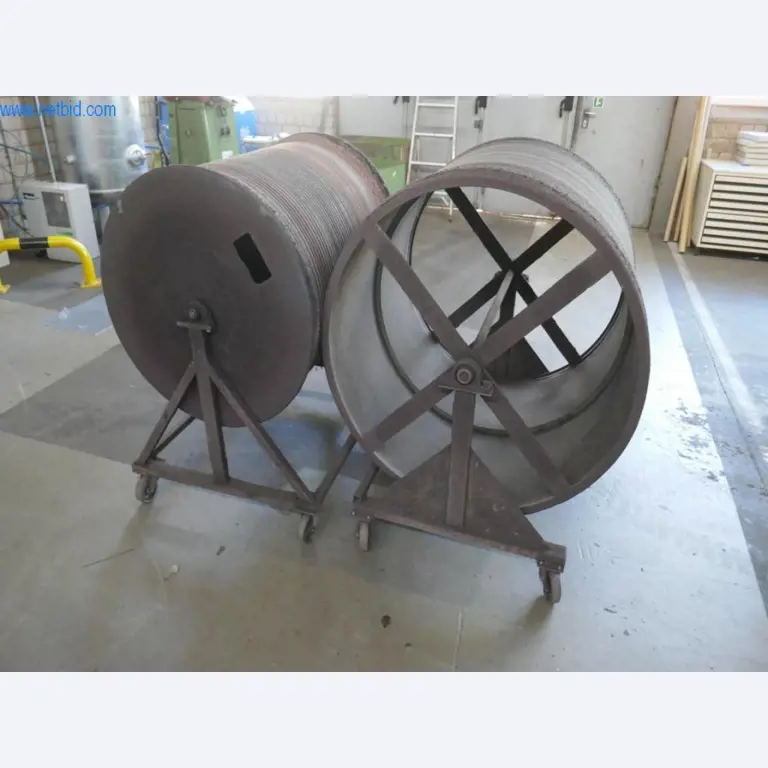 Stroje na zpracování kůže a textilu-3