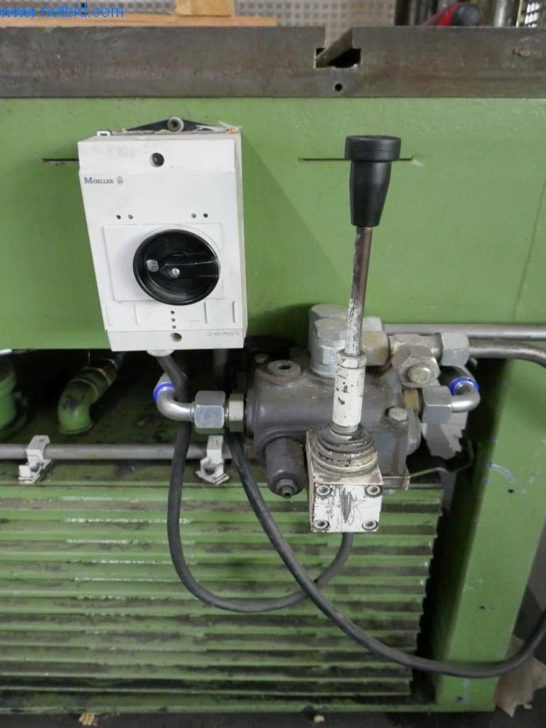 Maszyny do obróbki skóry i tekstyliów-4