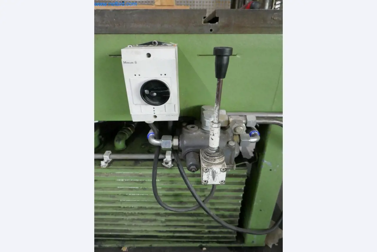 Stroji za predelavo usnja in tekstila-4