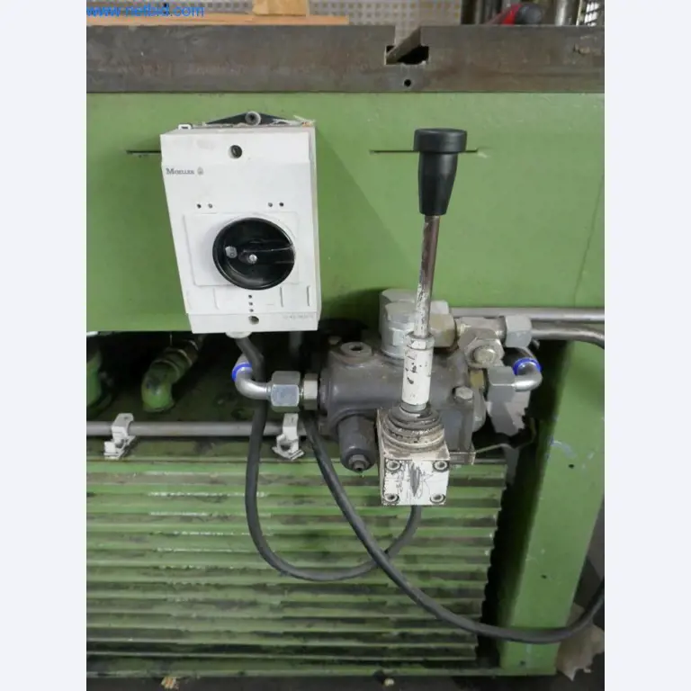 Stroji za predelavo usnja in tekstila-4