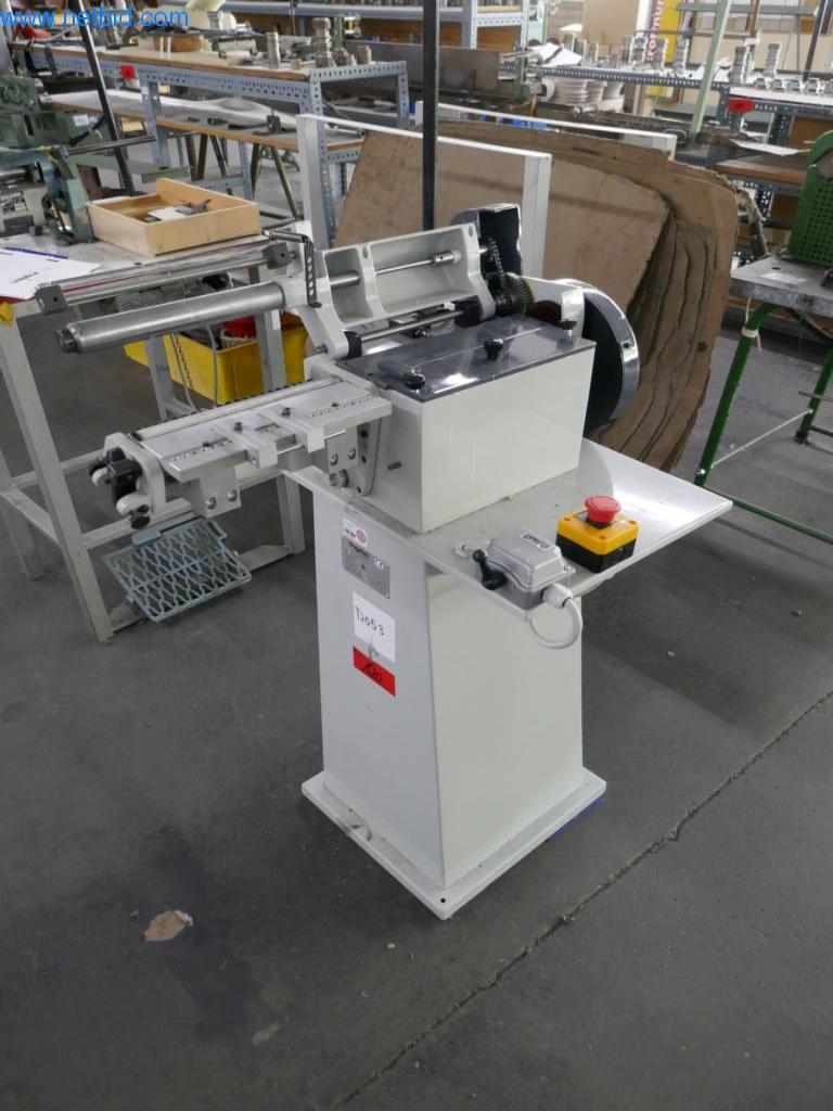 Leder- und Textilbearbeitungsmaschinen-1