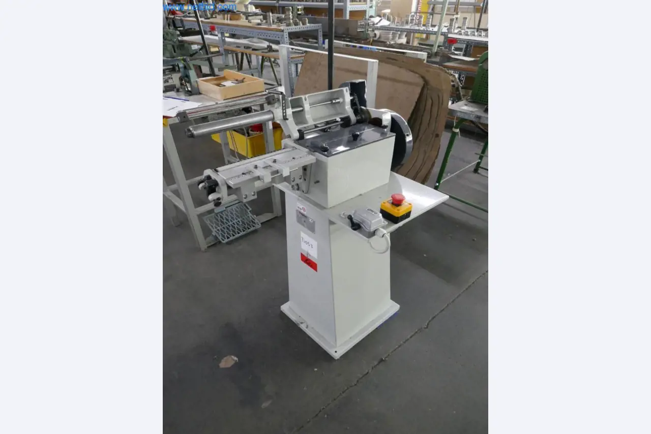 Leder- und Textilbearbeitungsmaschinen-1