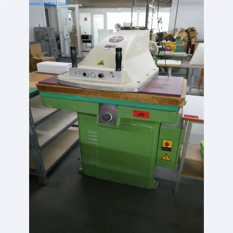 Stroji za predelavo usnja in tekstila-1