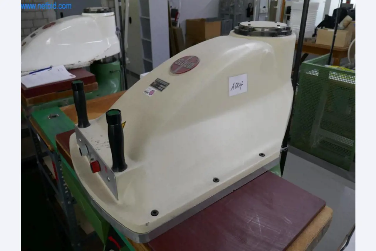 Stroji za predelavo usnja in tekstila-2