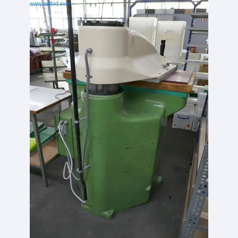 Stroji za predelavo usnja in tekstila-3