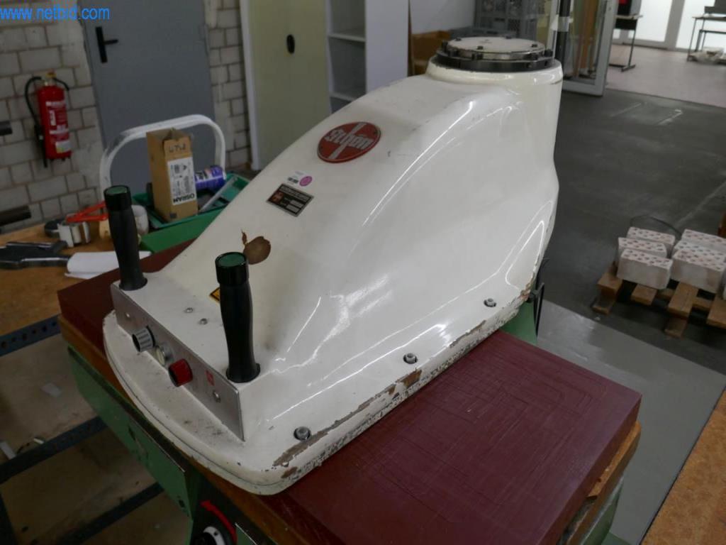 Stroji za predelavo usnja in tekstila-2