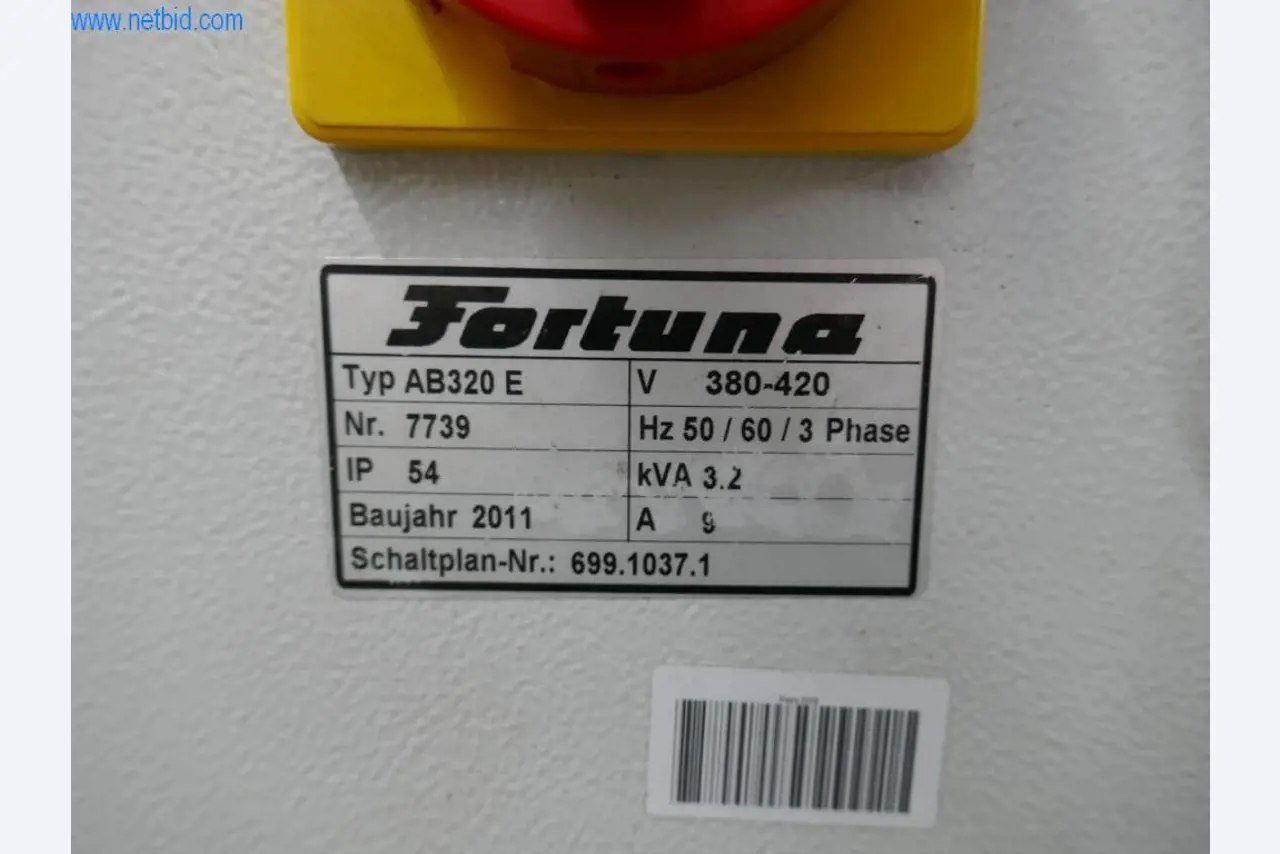 Stroji za predelavo usnja in tekstila-10