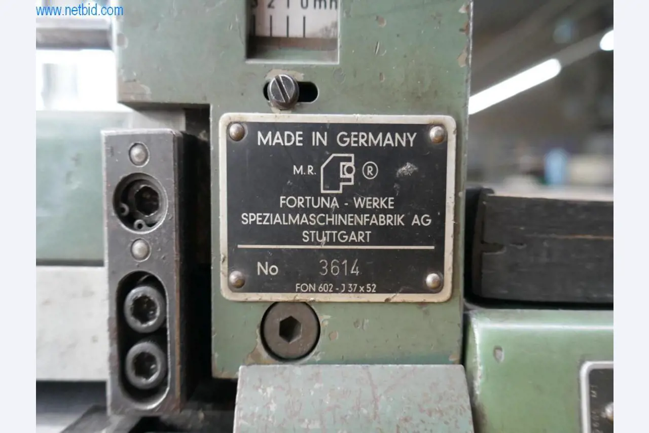 Stroji za predelavo usnja in tekstila-5