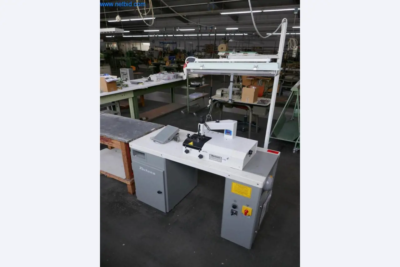 Stroji za predelavo usnja in tekstila-2