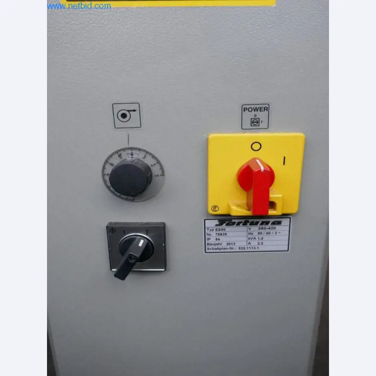 Stroji za predelavo usnja in tekstila-3