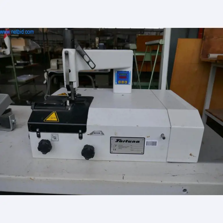 Stroji za predelavo usnja in tekstila-4