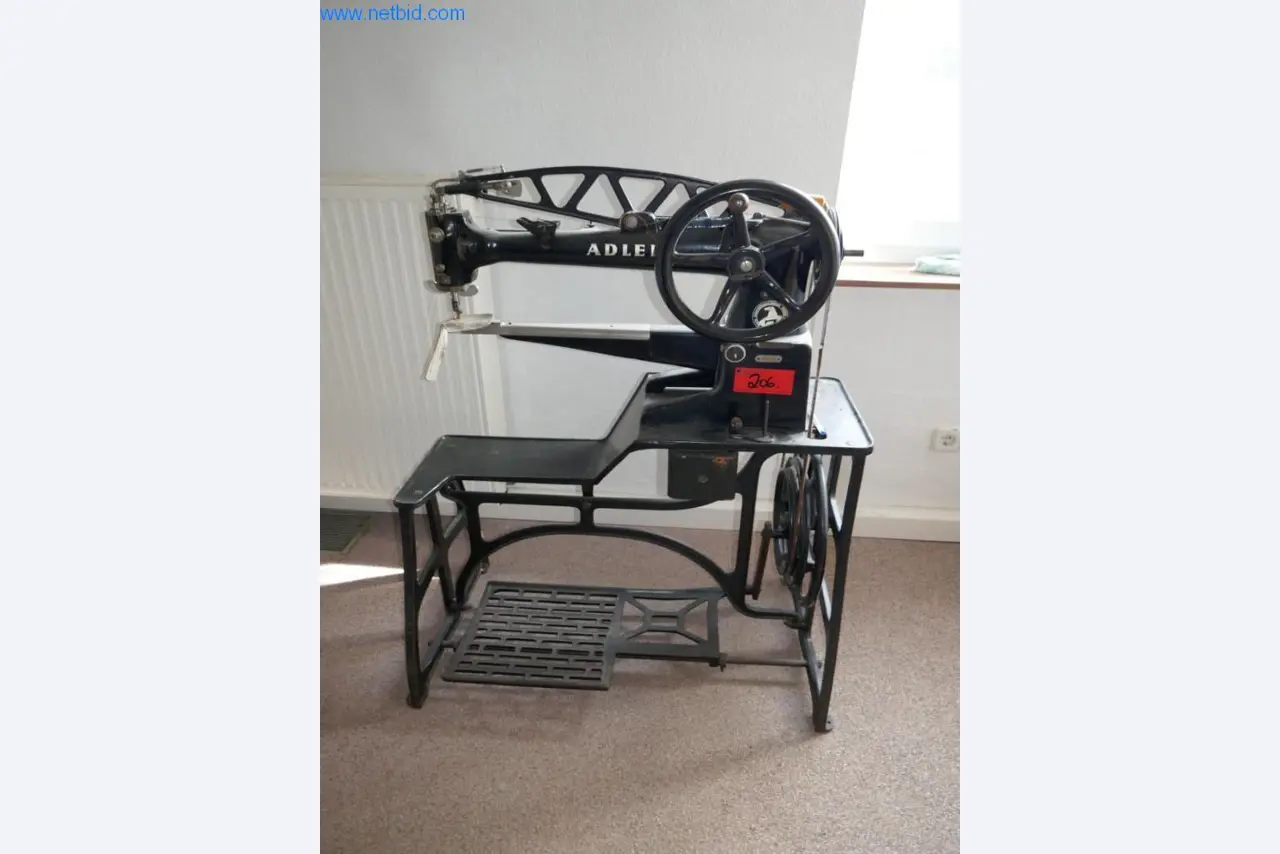 Stroje na zpracování kůže a textilu-1