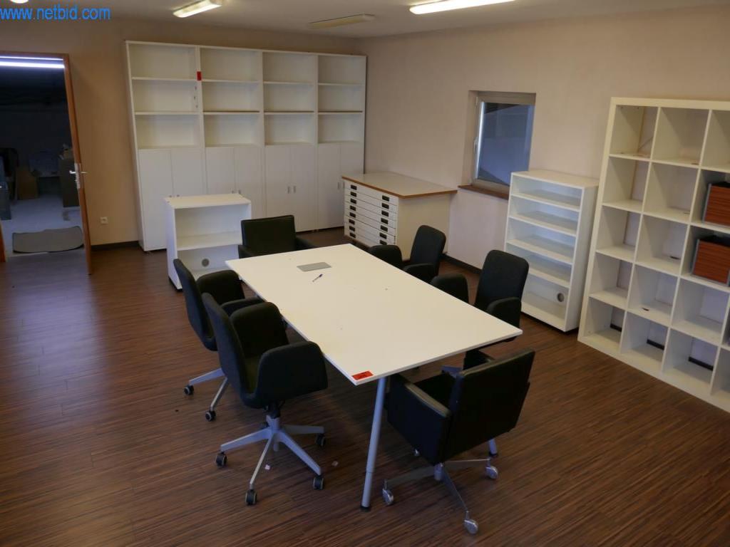 Stroje na zpracování kůže a textilu-1