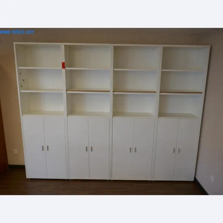 Stroje na zpracování kůže a textilu-3