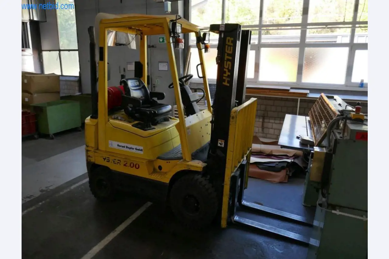 Stroji za predelavo usnja in tekstila-9