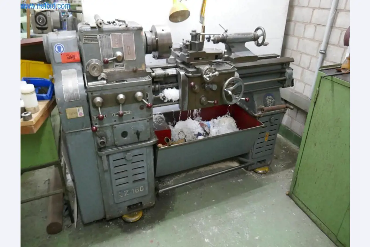 Stroji za predelavo usnja in tekstila-1