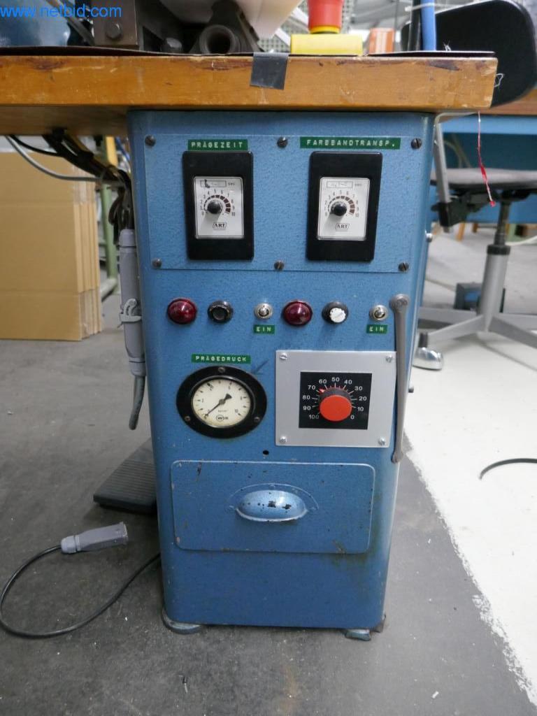 Stroje na zpracování kůže a textilu-3