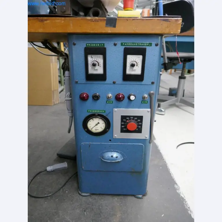 Leder- und Textilbearbeitungsmaschinen-3