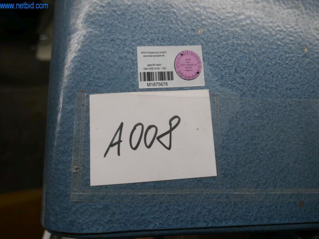 Stroje na zpracování kůže a textilu-4