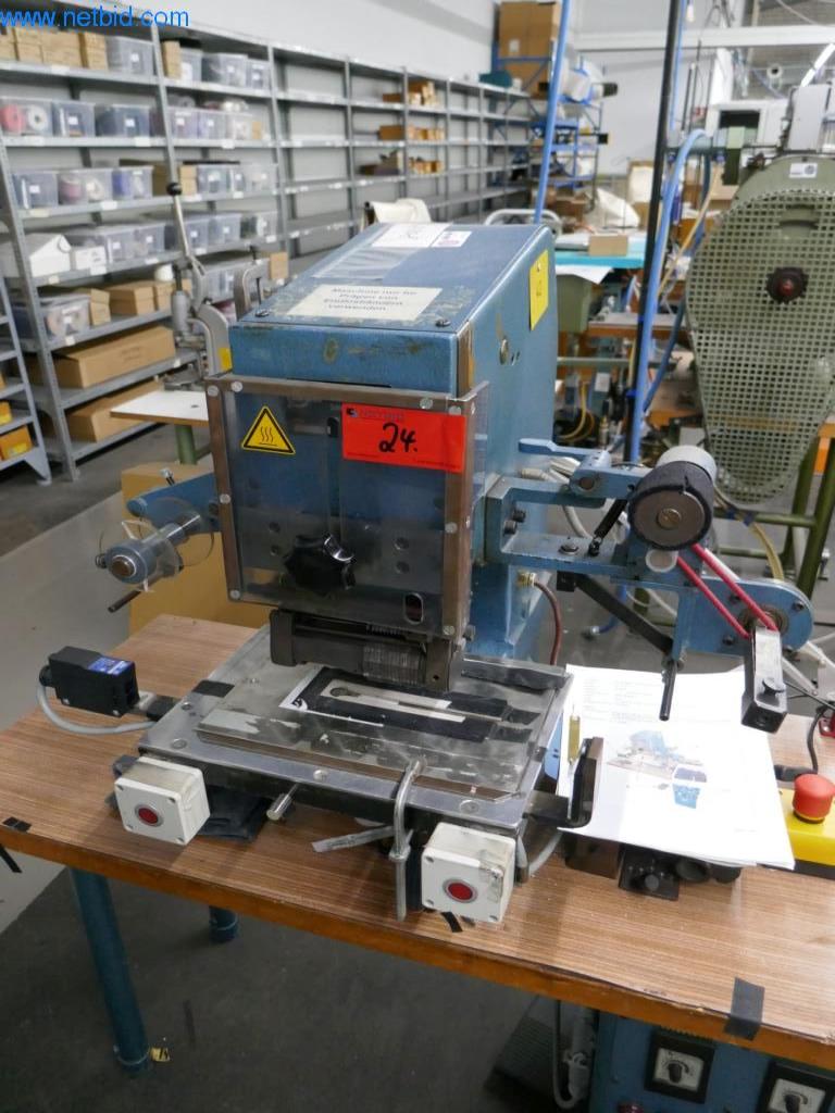 Stroje na zpracování kůže a textilu-5