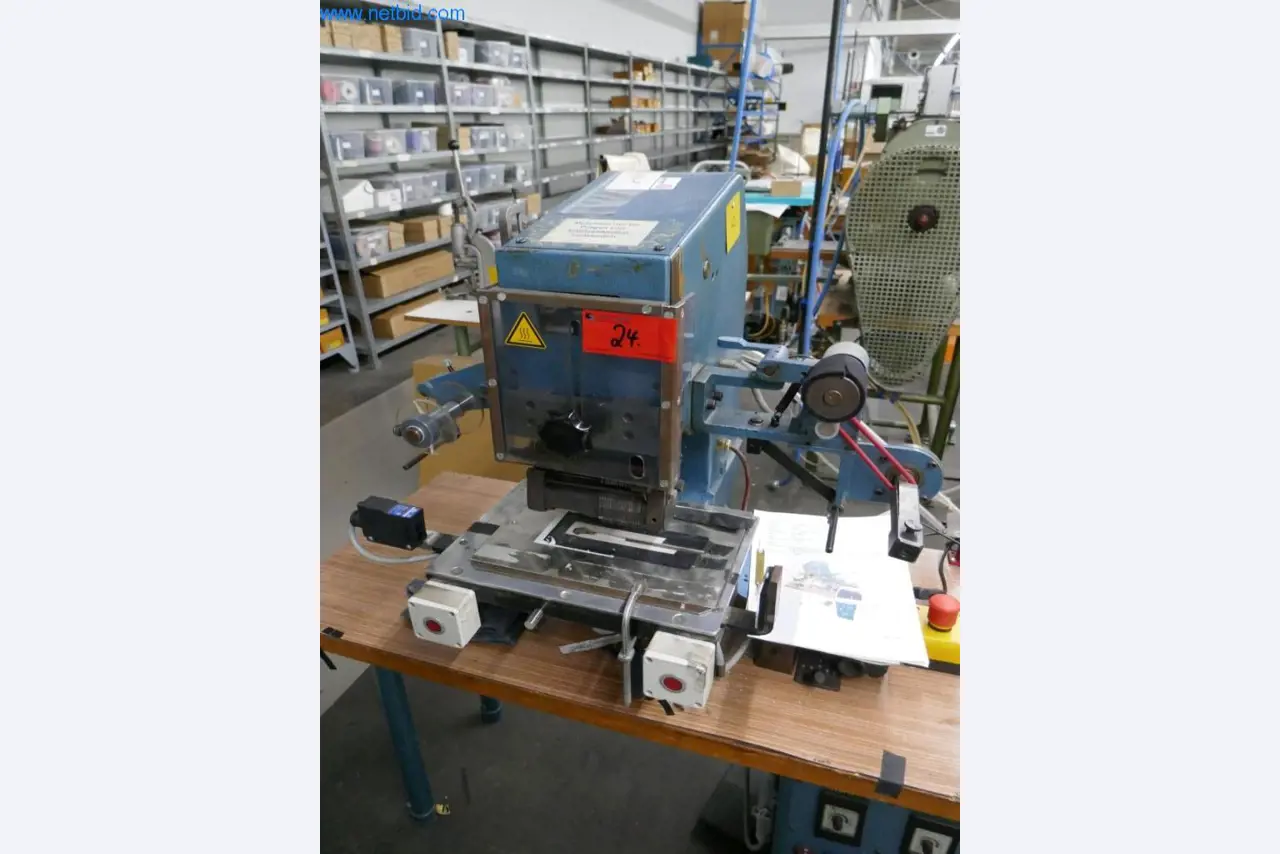 Leder- und Textilbearbeitungsmaschinen-5