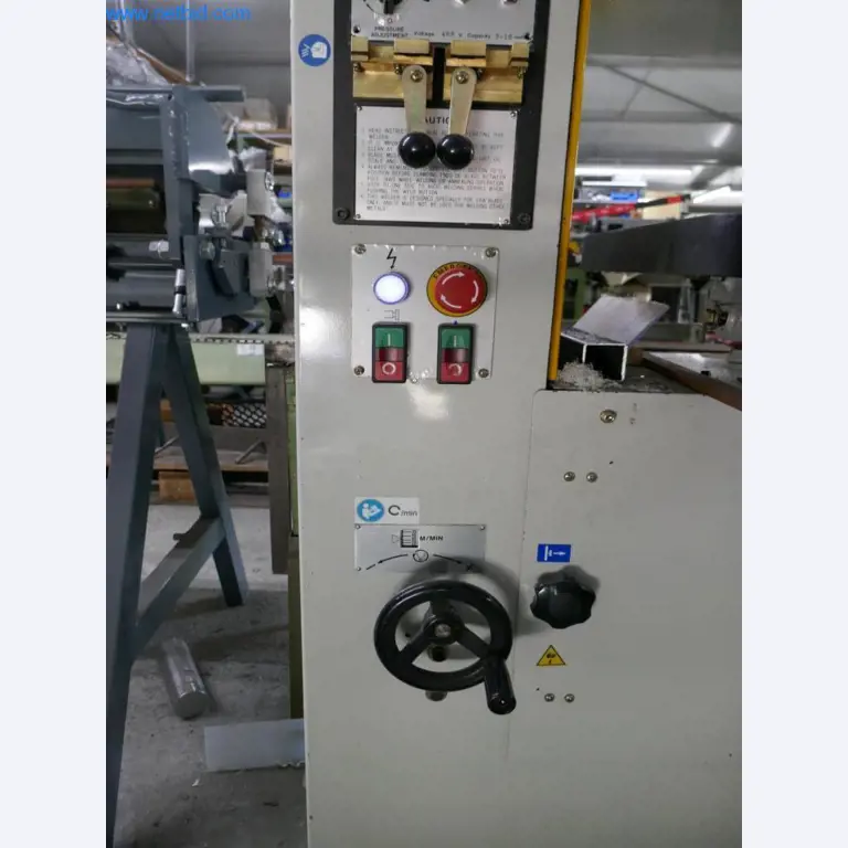 Stroji za predelavo usnja in tekstila-3