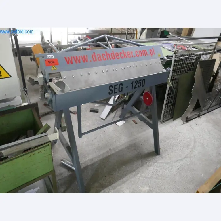 Stroji za predelavo usnja in tekstila-1