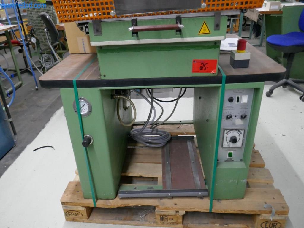 Leder- und Textilbearbeitungsmaschinen-3