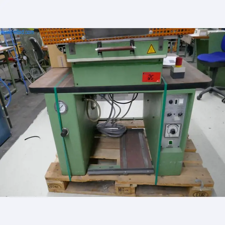 Stroji za predelavo usnja in tekstila-3