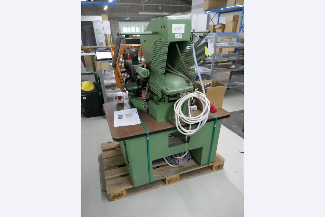 Stroji za predelavo usnja in tekstila-5