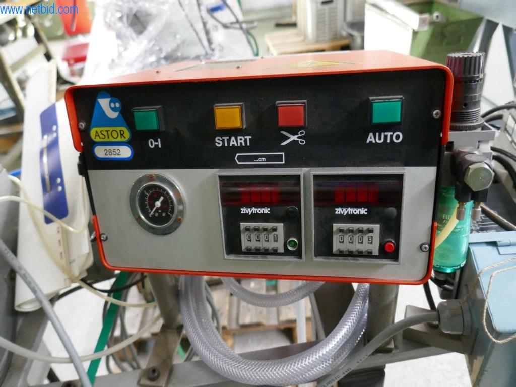 Stroje na zpracování kůže a textilu-2