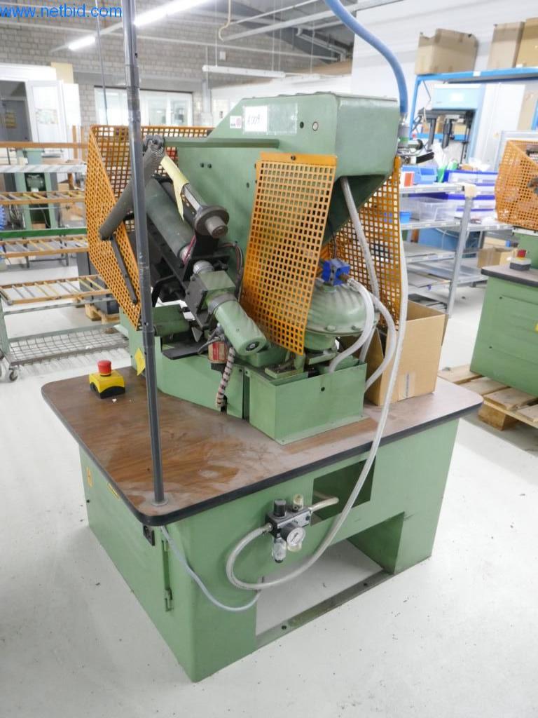 Stroji za predelavo usnja in tekstila-2