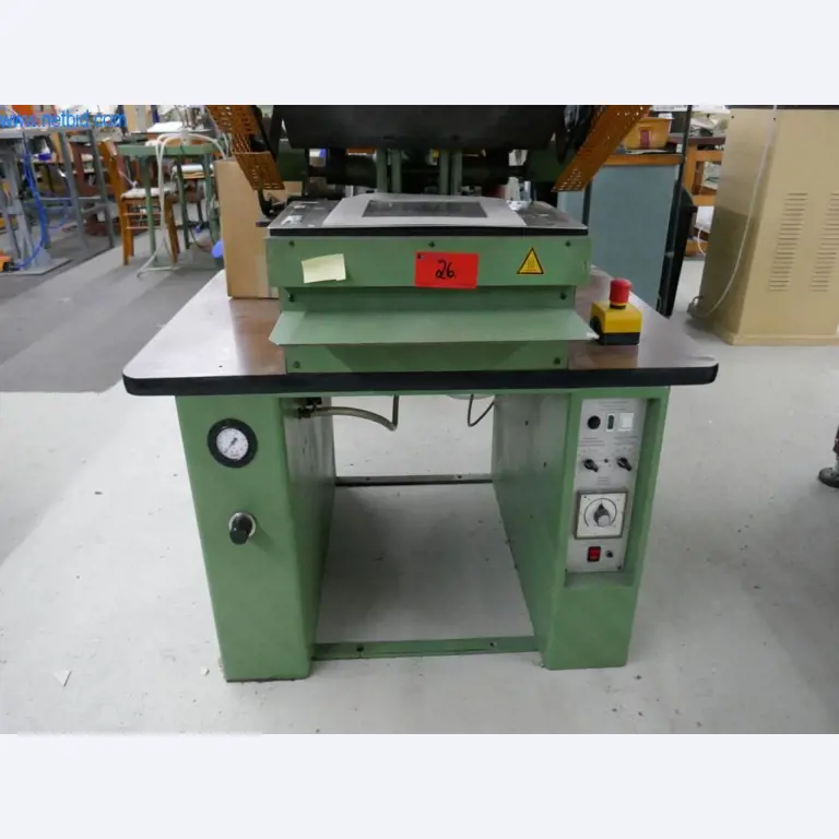 Stroji za predelavo usnja in tekstila-4