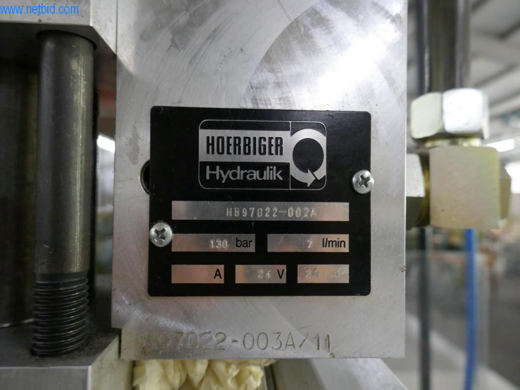 Leder- und Textilbearbeitungsmaschinen-8