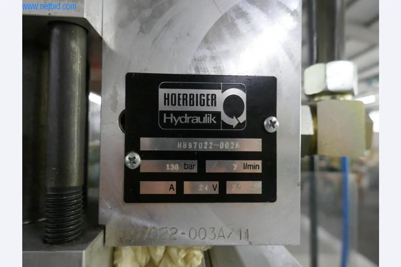Machines voor de verwerking van leer en textiel-8