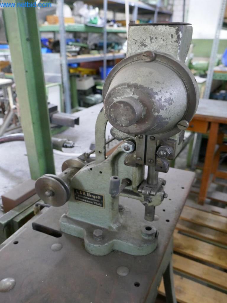 Leder- und Textilbearbeitungsmaschinen-2